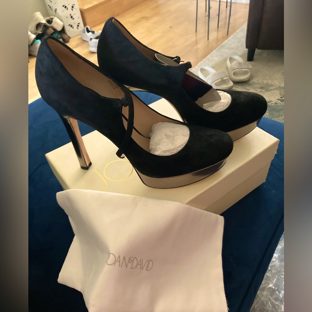 Brand new 4.5 in heels